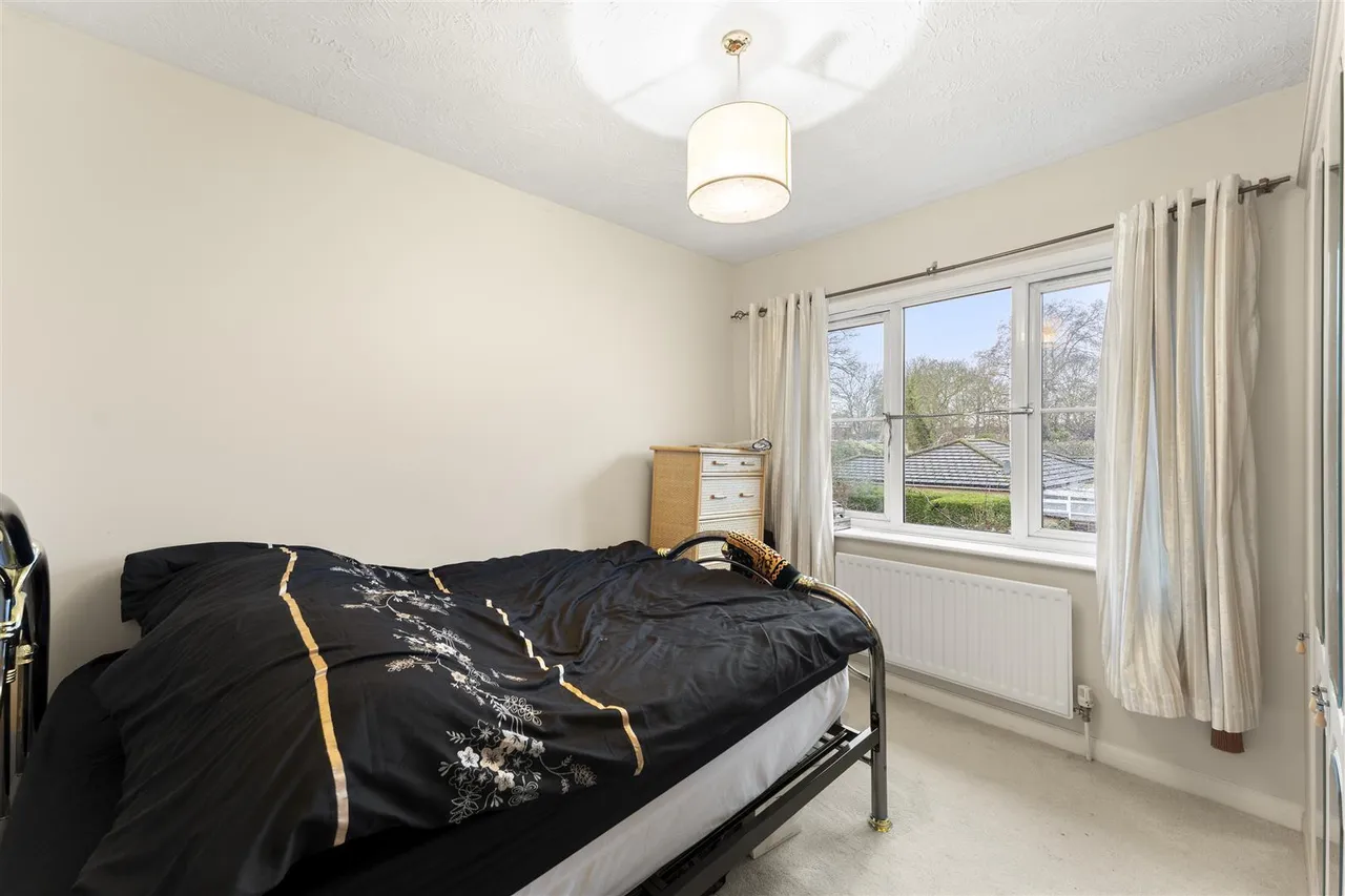 Amberside Close, Isleworth, photo 13