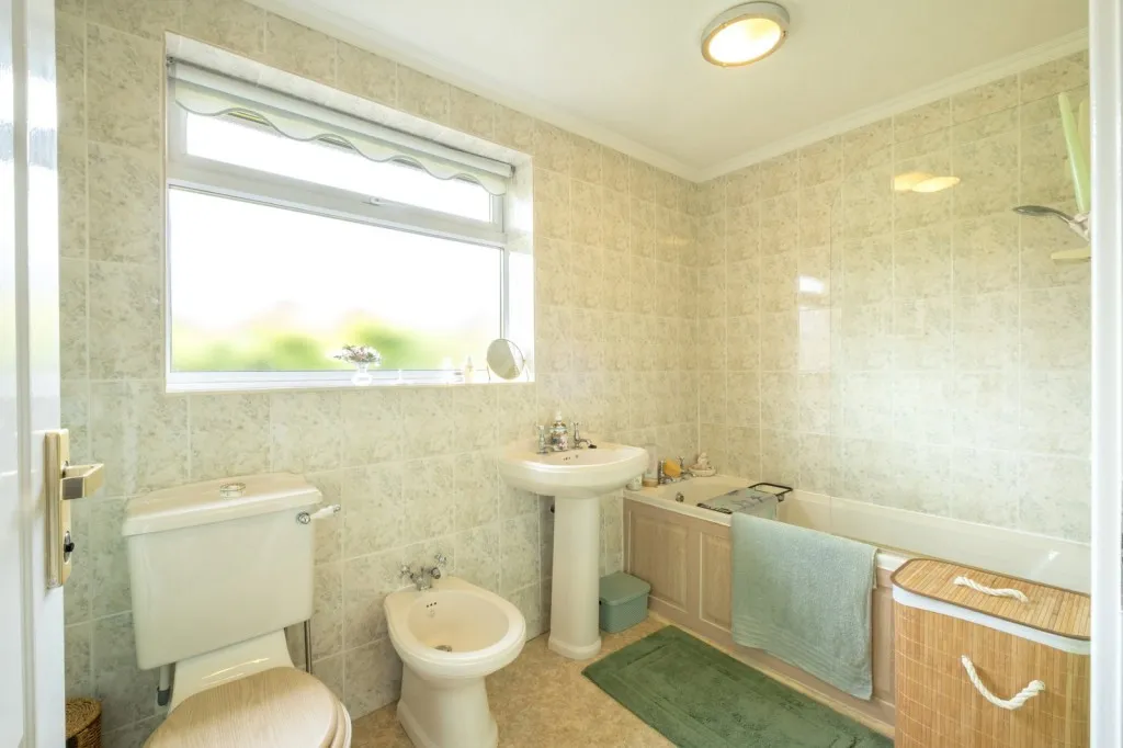 Purley Rise, Shepshed, LE12, photo 8