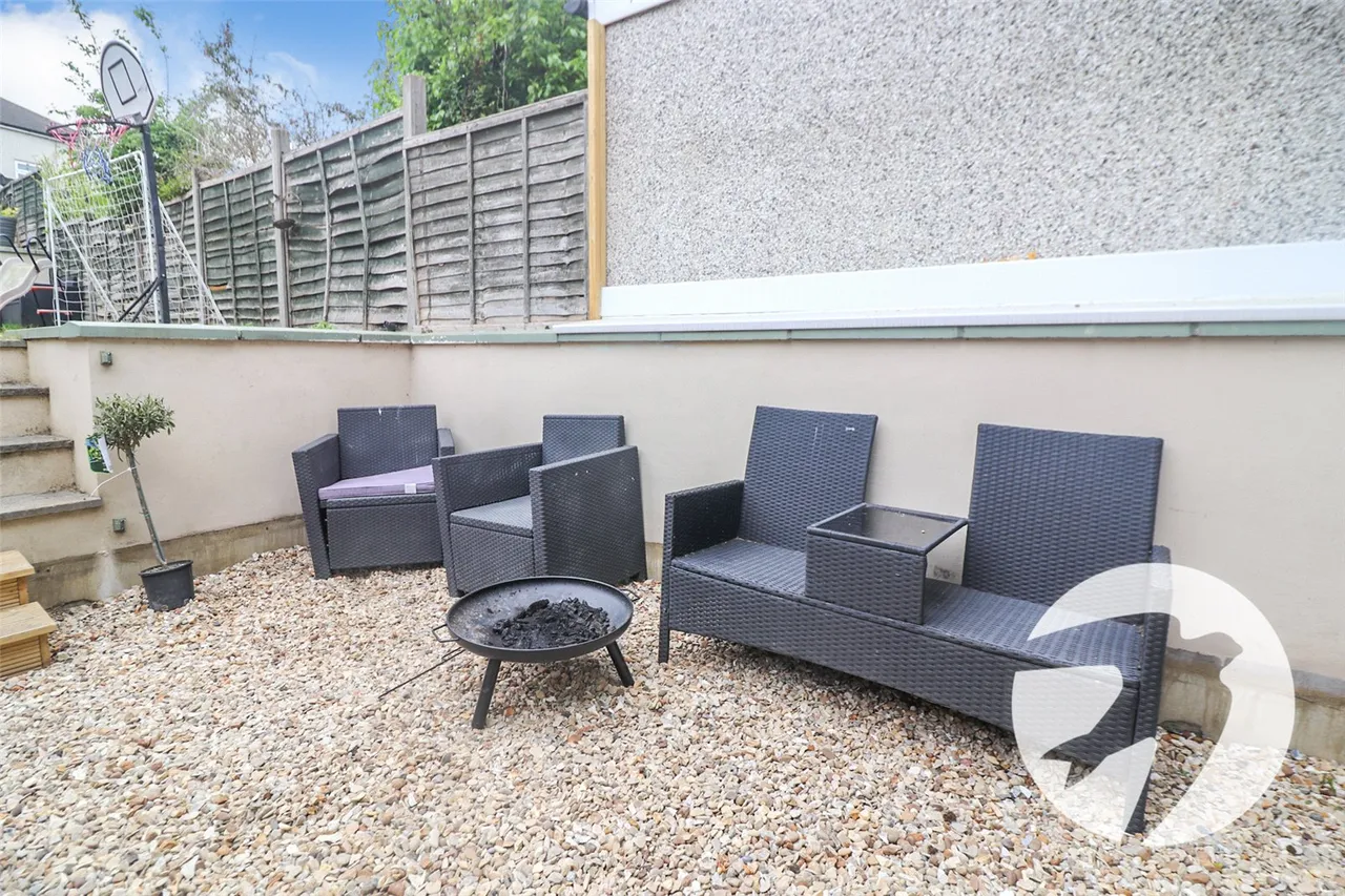 Collindale Avenue, Erith, DA8, photo 14