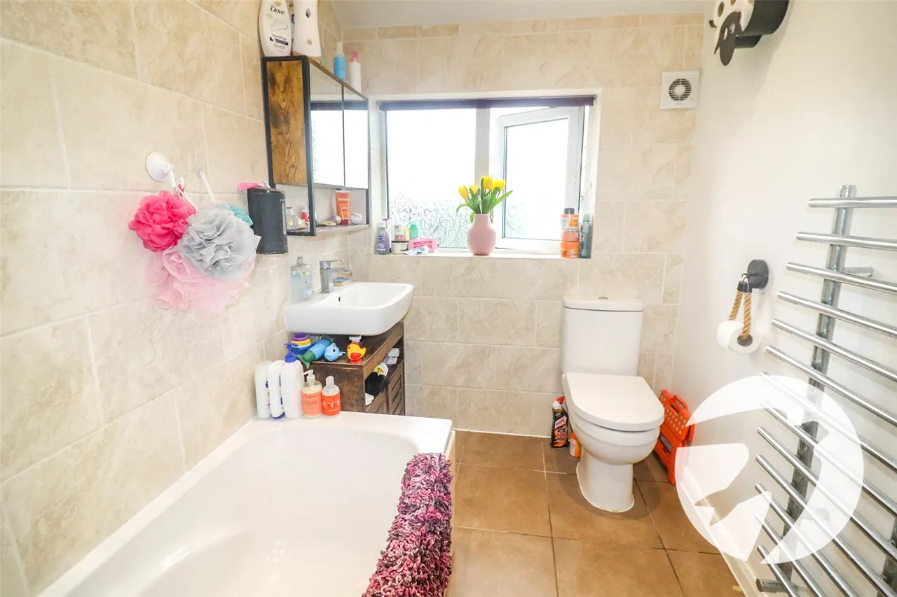 Collindale Avenue, Erith, DA8, photo 6