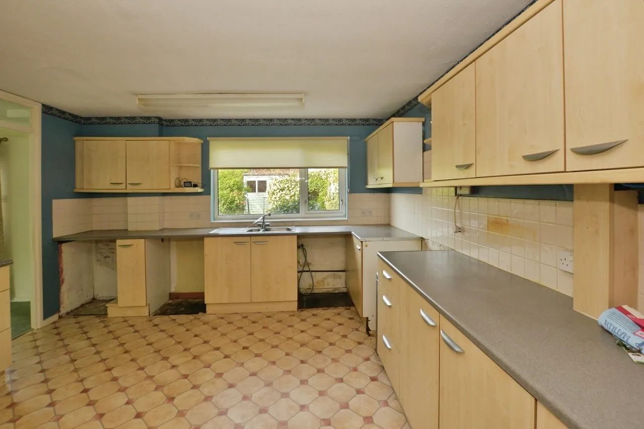 Bybrook Road, Kennington, TN24, photo 5
