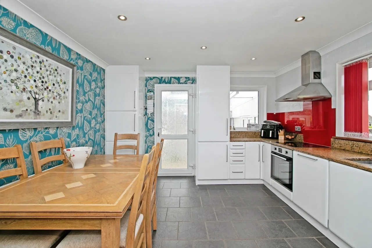 Highfield Road, Mount Hawke, TR4, photo 6