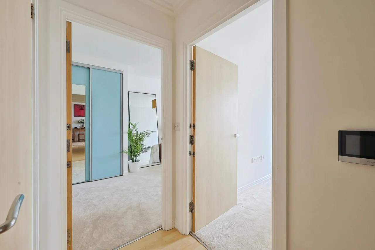 Victoria Road, Acton, W3, photo 12