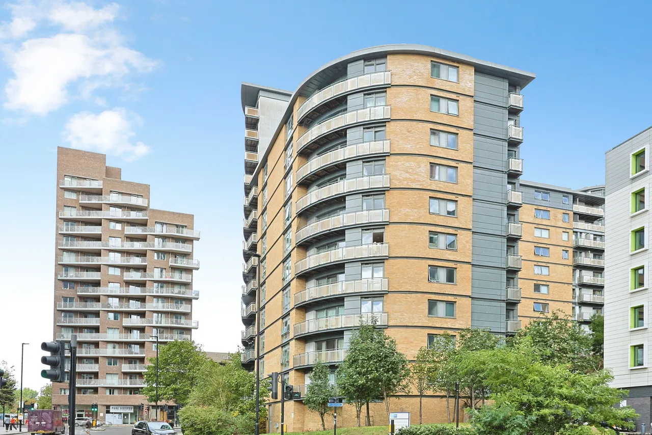 Victoria Road, Acton, W3, photo 22