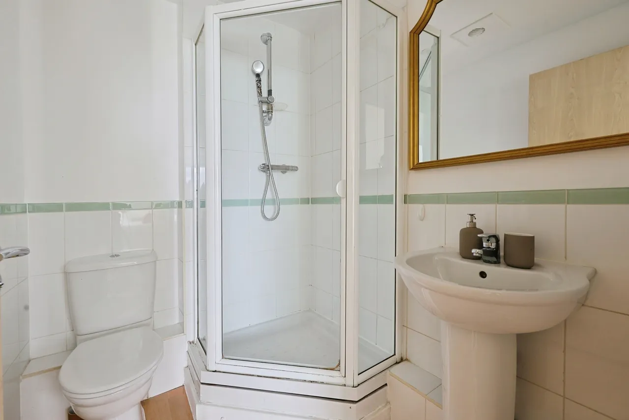 Victoria Road, Acton, W3, photo 16