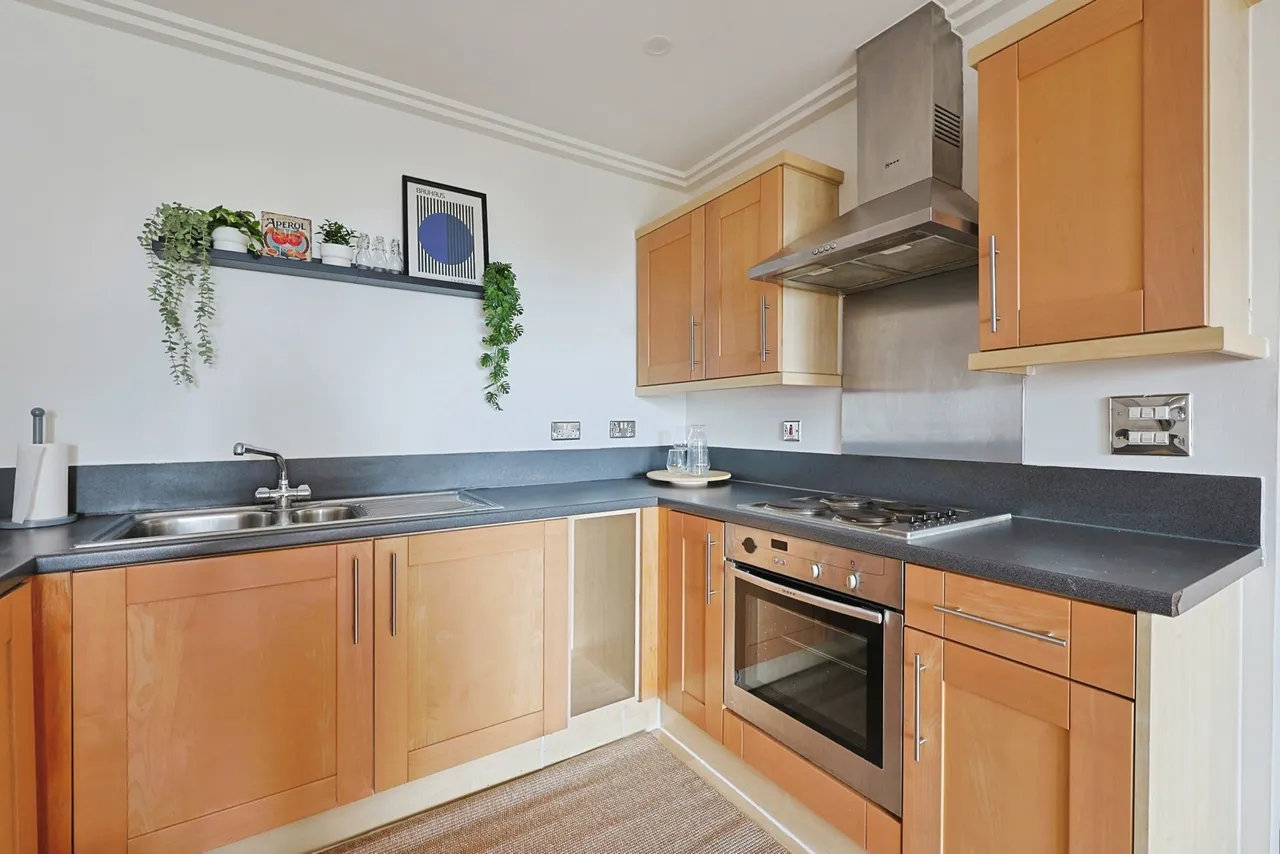 Victoria Road, Acton, W3, photo 8