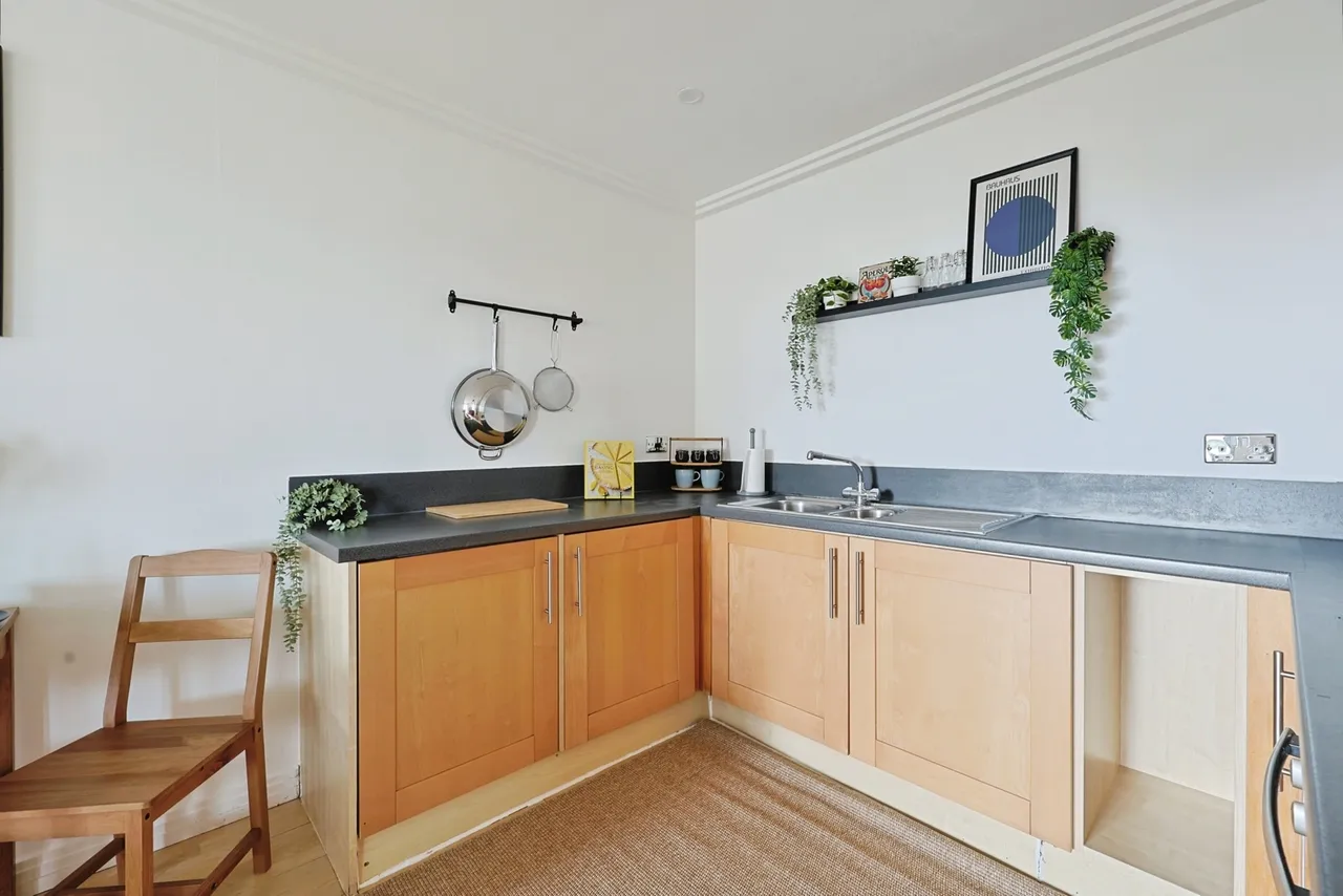 Victoria Road, Acton, W3, photo 10