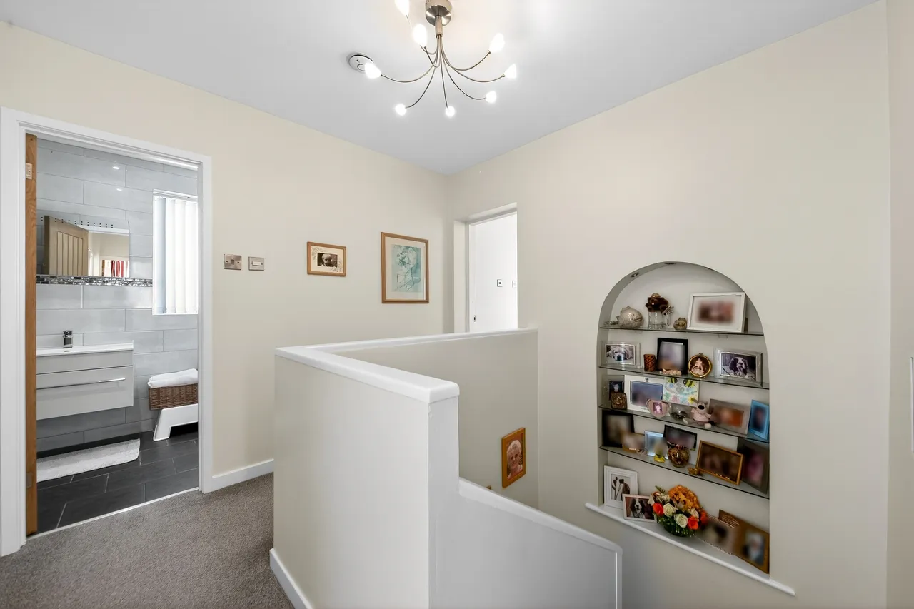 Grangewood, Potters Bar, EN6, photo 14