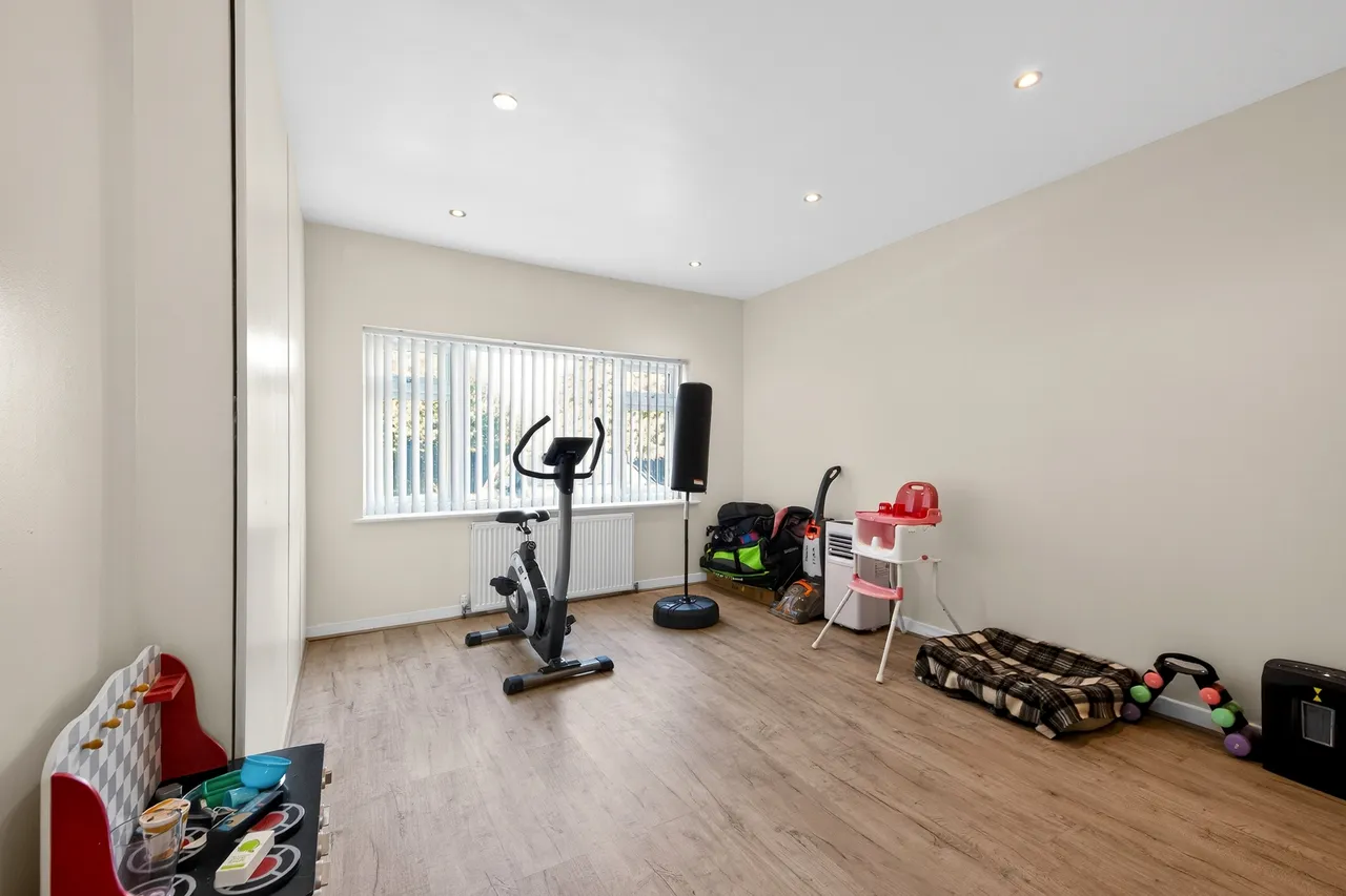 Grangewood, Potters Bar, EN6, photo 24