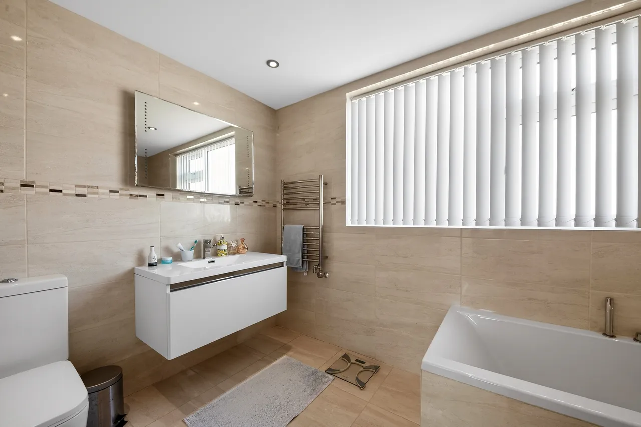 Grangewood, Potters Bar, EN6, photo 21