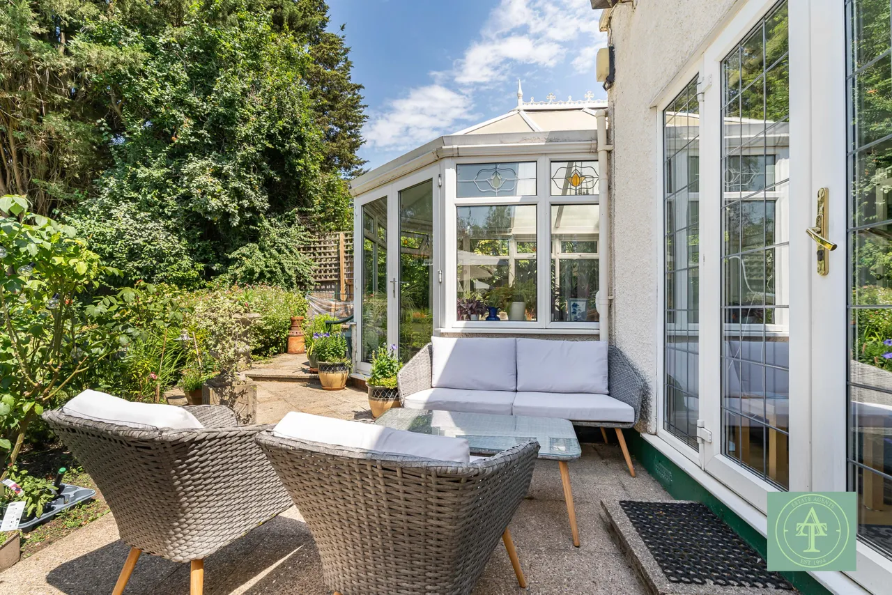 Powys Lane, Southgate, London, N14, photo 53