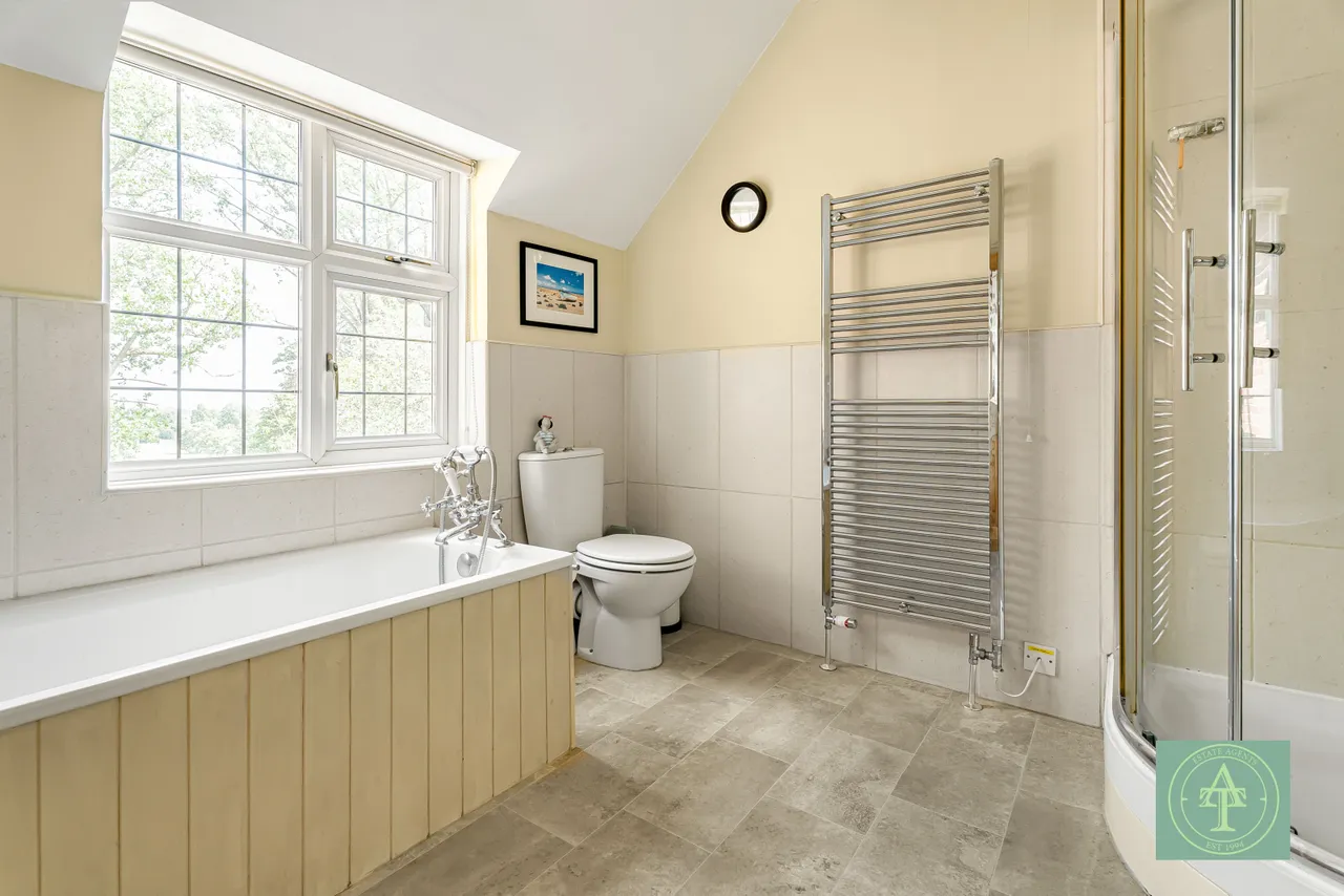 Powys Lane, Southgate, London, N14, photo 34
