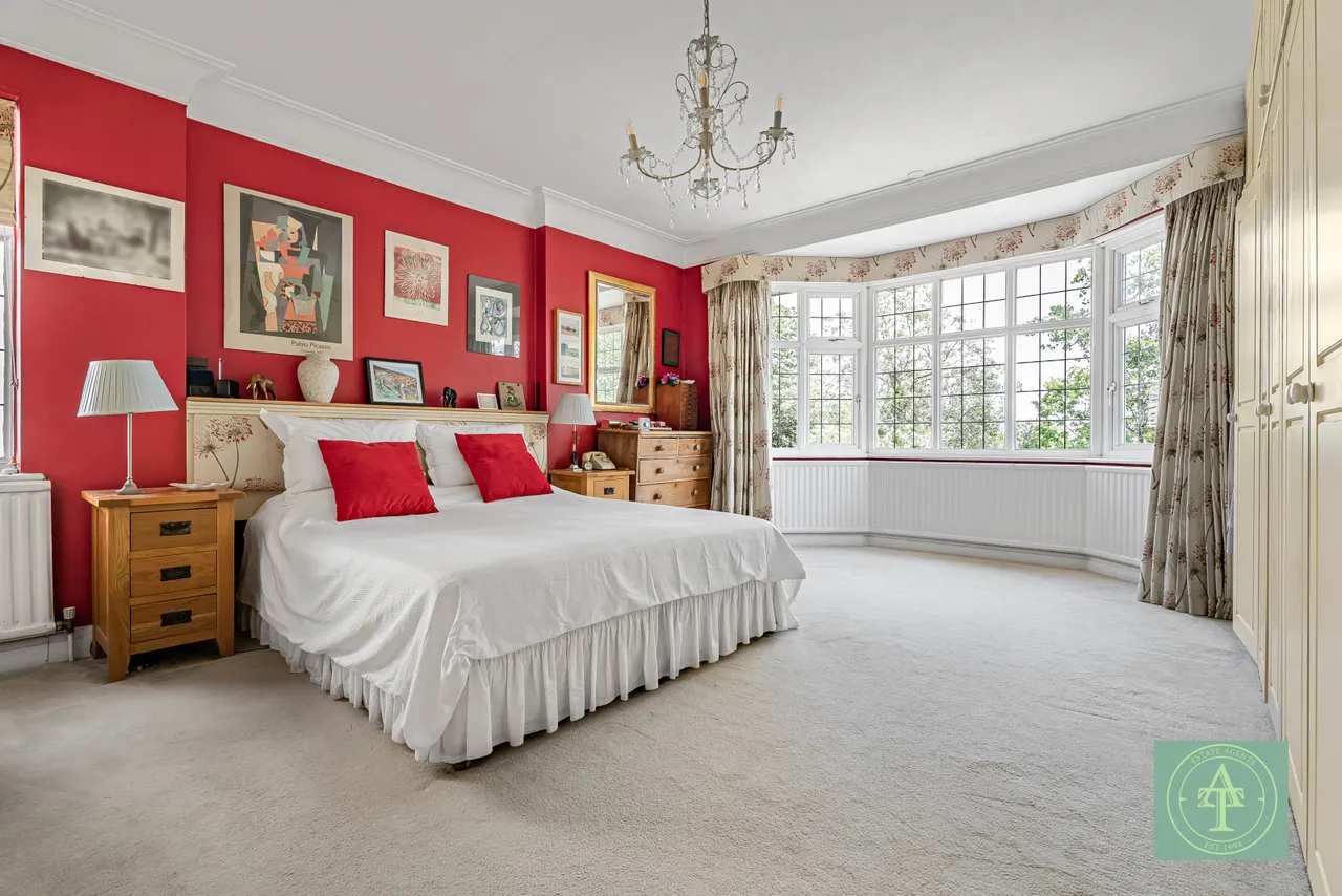 Powys Lane, Southgate, London, N14, photo 31