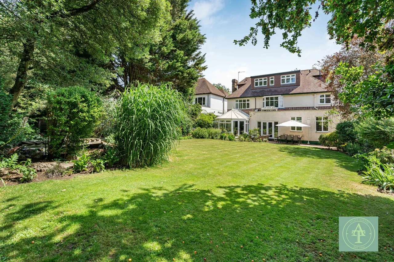 Powys Lane, Southgate, London, N14, photo 56