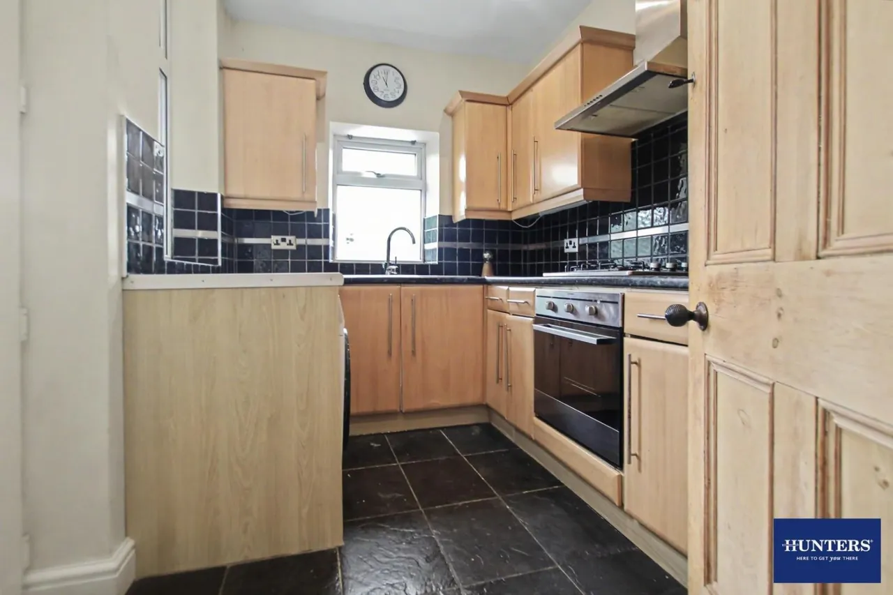 Hall Road Bradford, BD2 2DU, photo 9