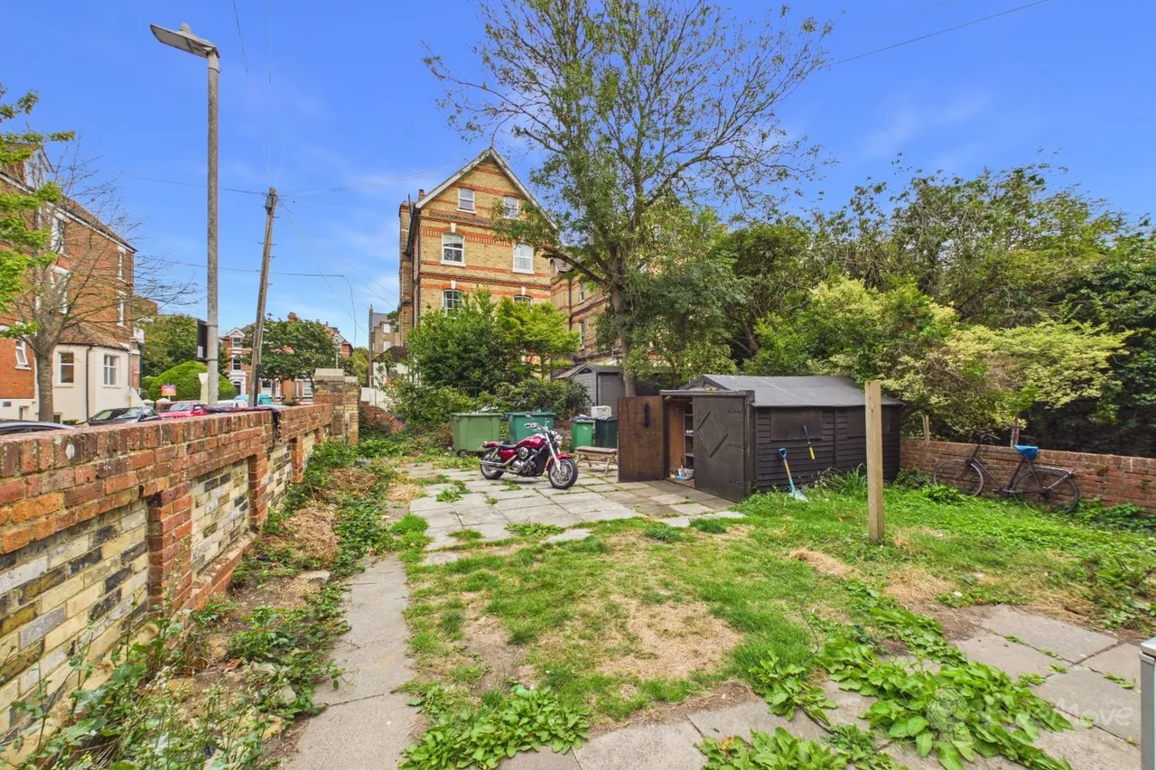 Westbourne Gardens, Folkestone, CT20, photo 5