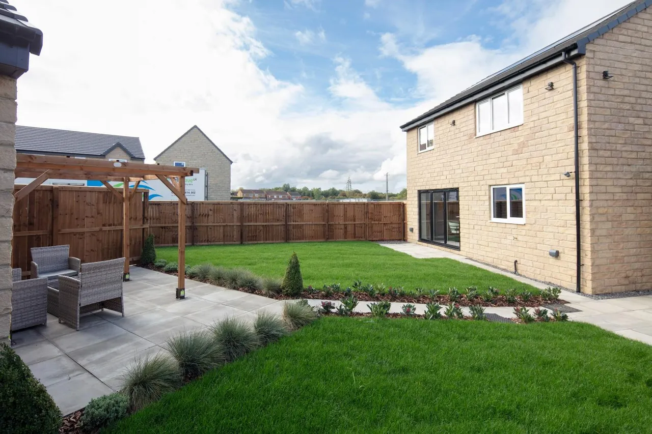 Collier Gardens, Houghton Le Spring, DH4, photo 62