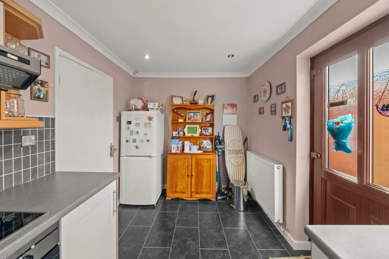 Coldstone Drive, Ashton-In-Makerfield, Wigan, WN4 0RW, photo 7