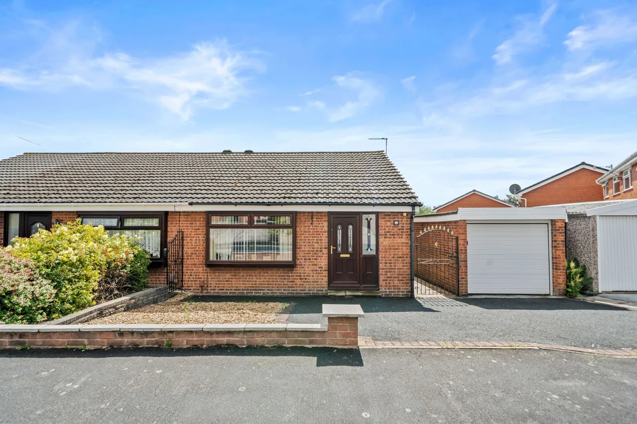 2 bed house for sale — Coldstone Drive, Ashton-In-Makerfield, Wigan, WN4 0RW
