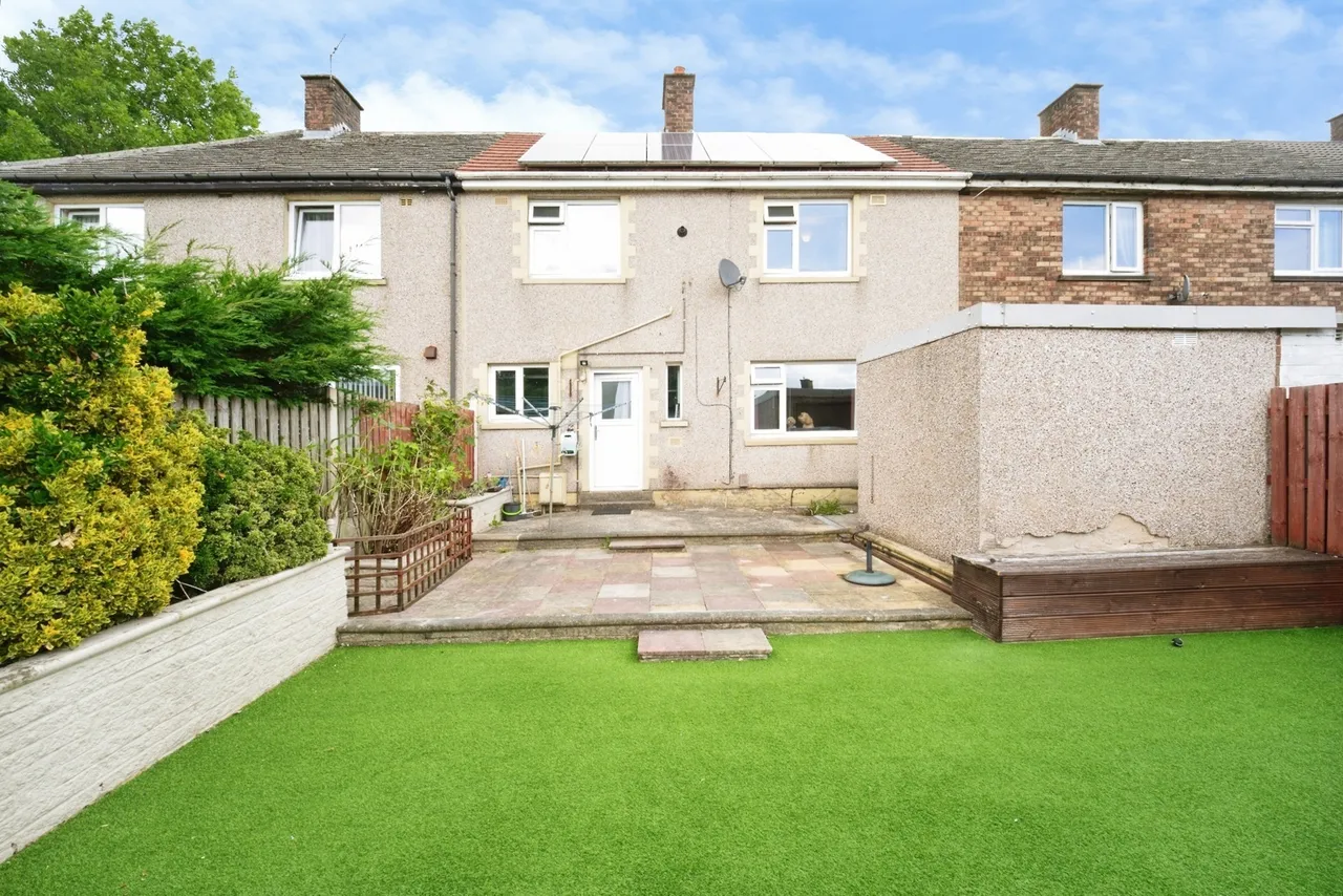 Reevy Road West, Bradford, West Yorkshire, BD6, photo 9