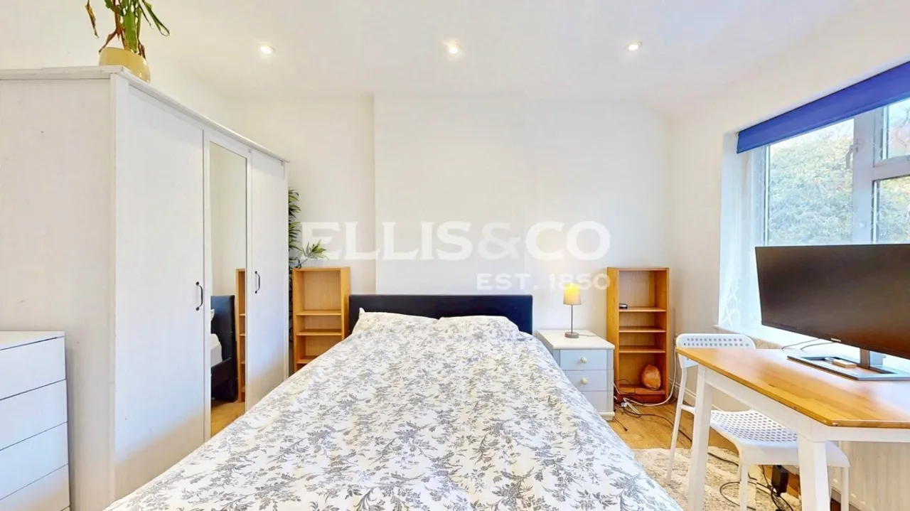 Rosewood Avenue, Greenford, UB6, photo 18