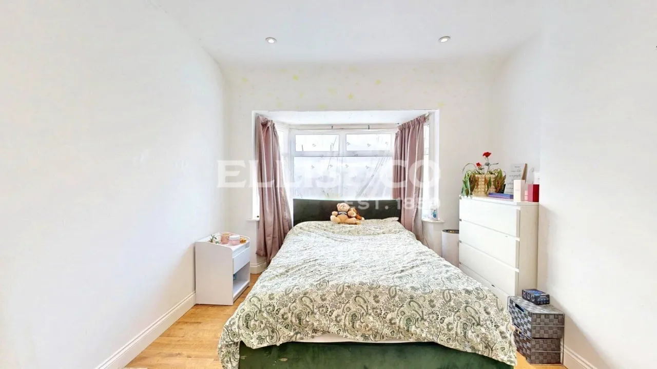 Rosewood Avenue, Greenford, UB6, photo 20