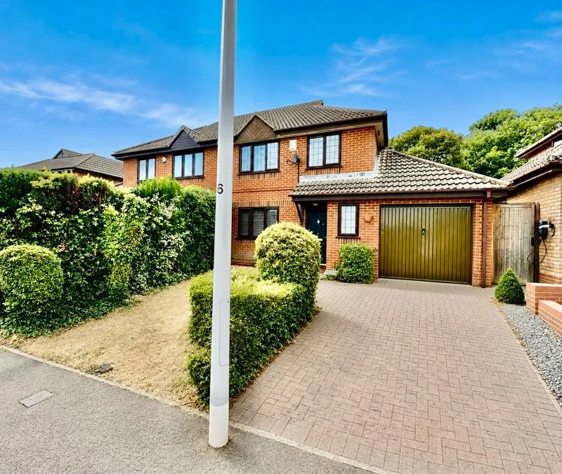 Charndon Close, Luton, LU3, photo 21