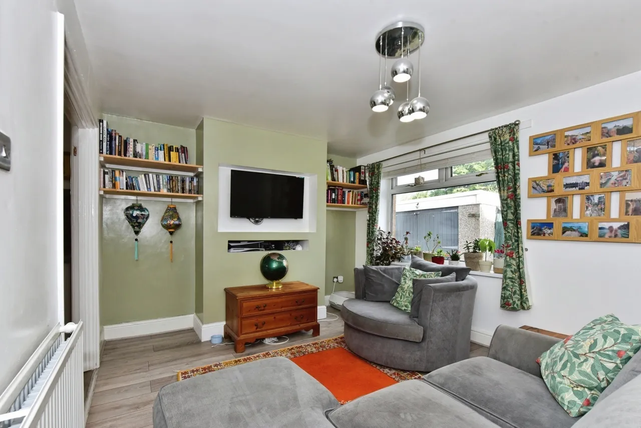 Wainwright Crescent, Sheffield, S13, photo 14