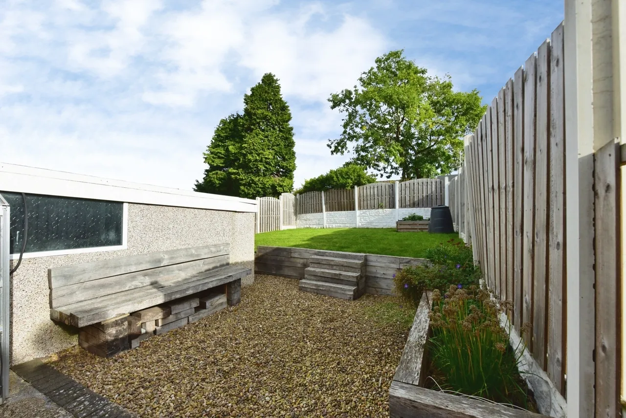 Wainwright Crescent, Sheffield, S13, photo 4