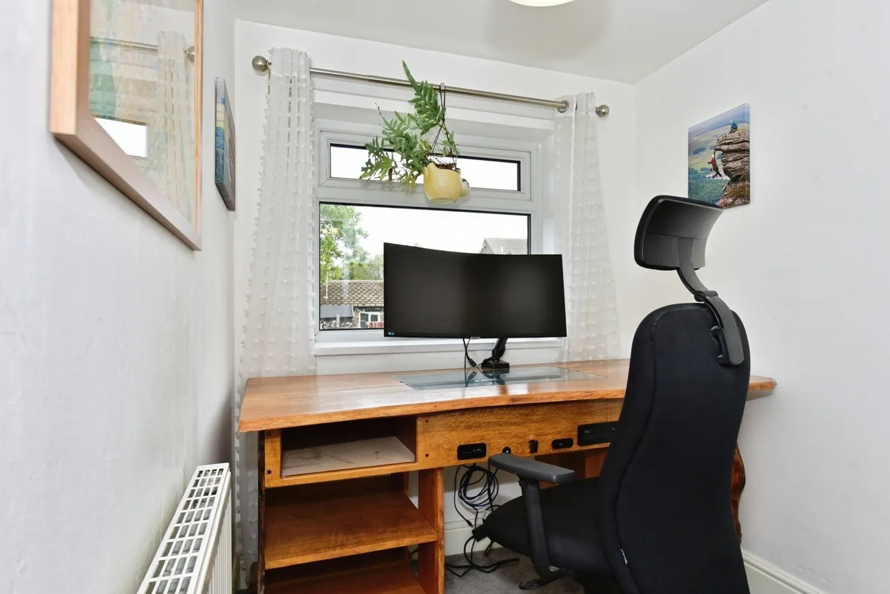 Wainwright Crescent, Sheffield, S13, photo 8