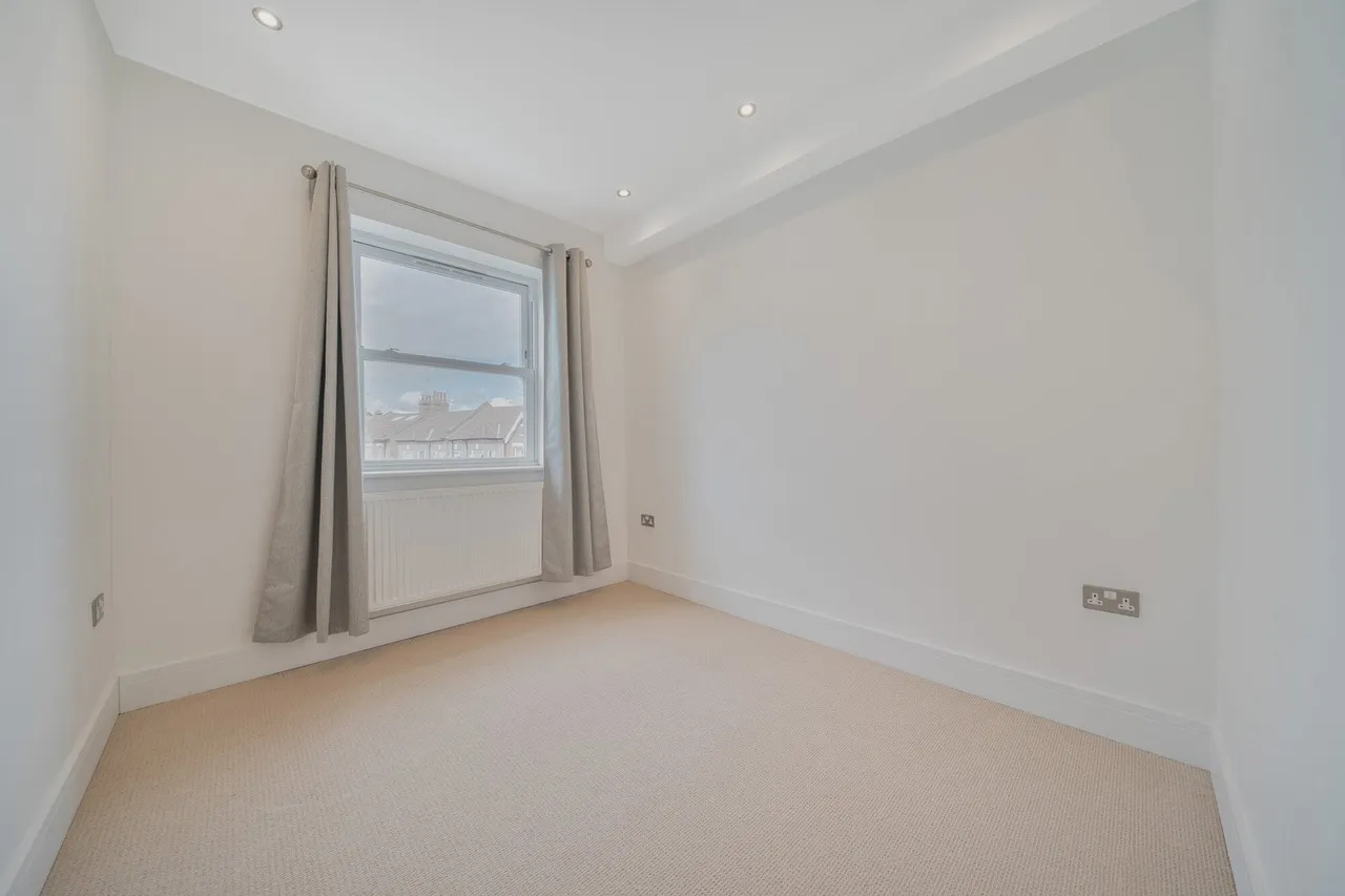 Dunstans Road, SE22, photo 10