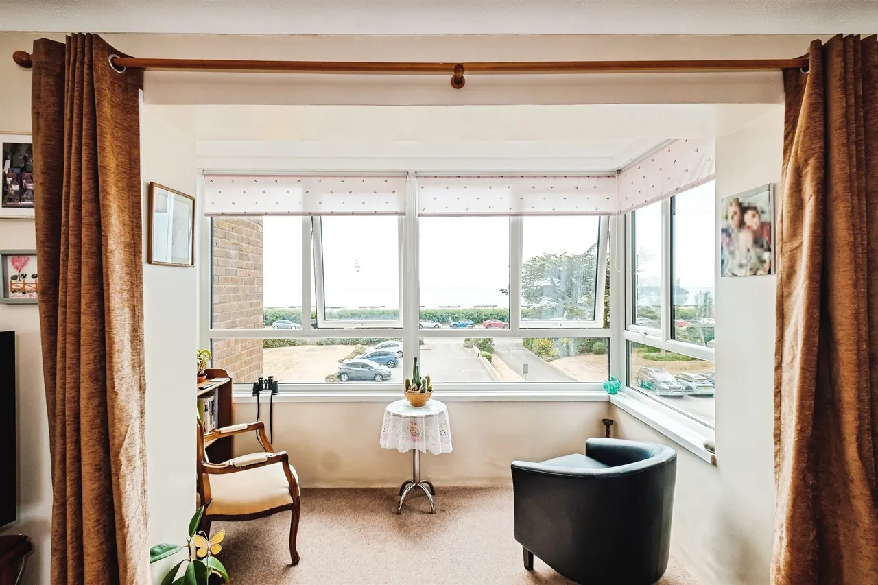 West Parade, Worthing, BN11, photo 4