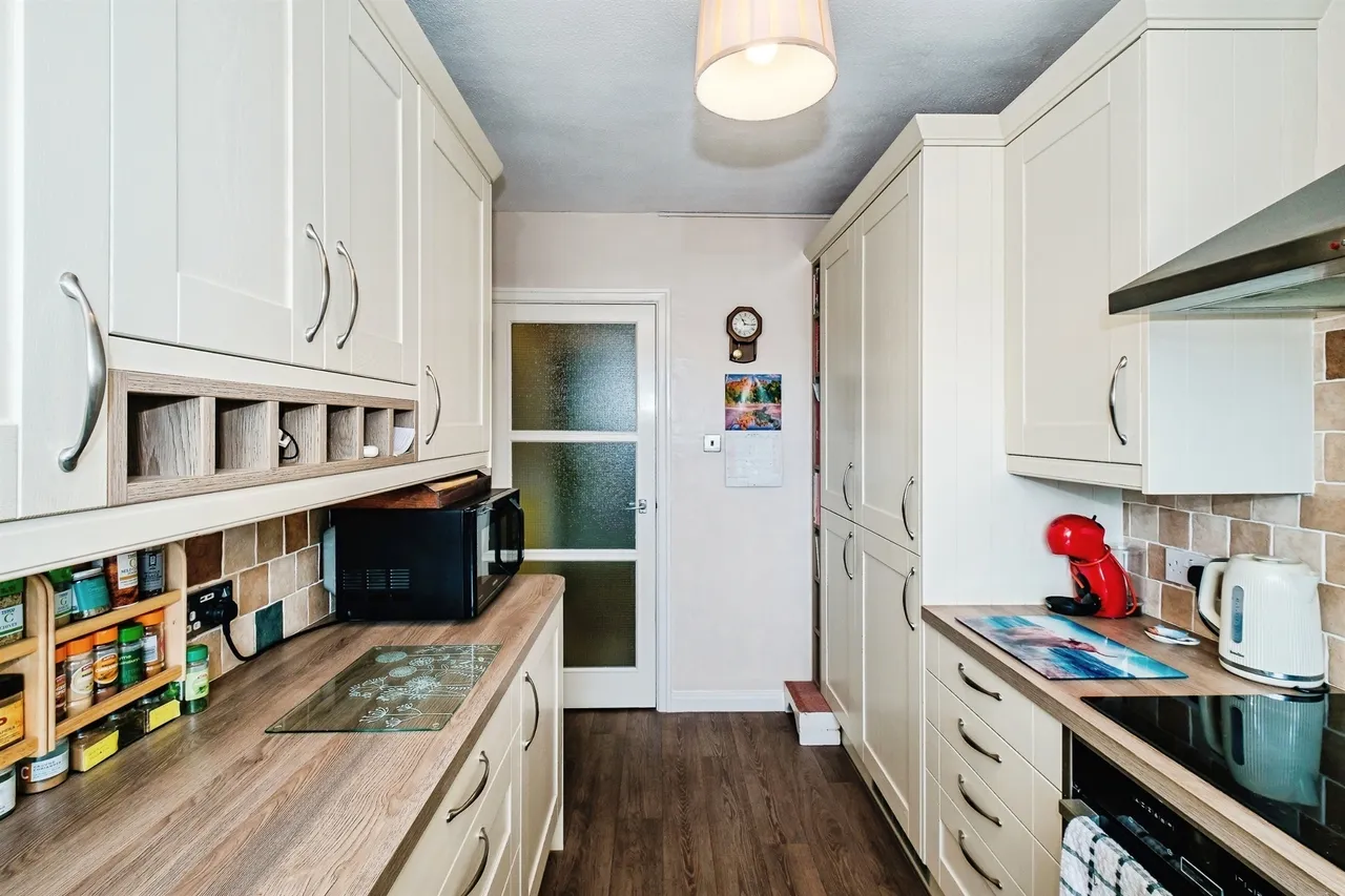 West Parade, Worthing, BN11, photo 7