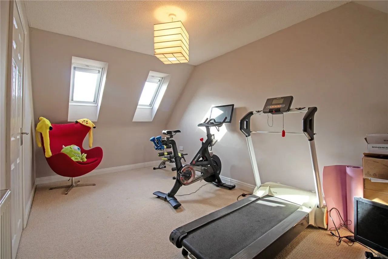 Salisbury Close, Morton, DN21, photo 25