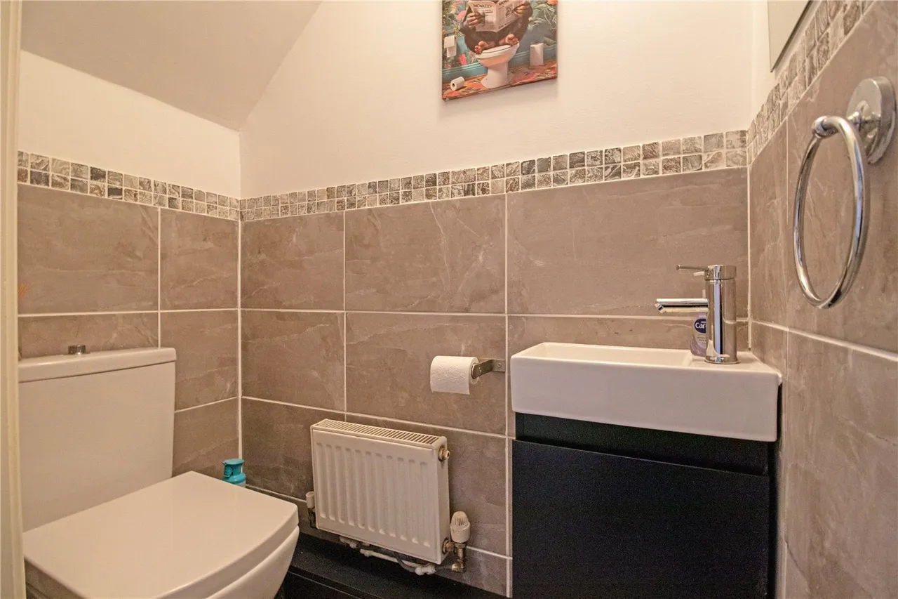 Salisbury Close, Morton, DN21, photo 14