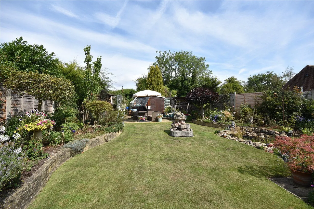 Farnham Croft, Leeds, LS14, photo 17