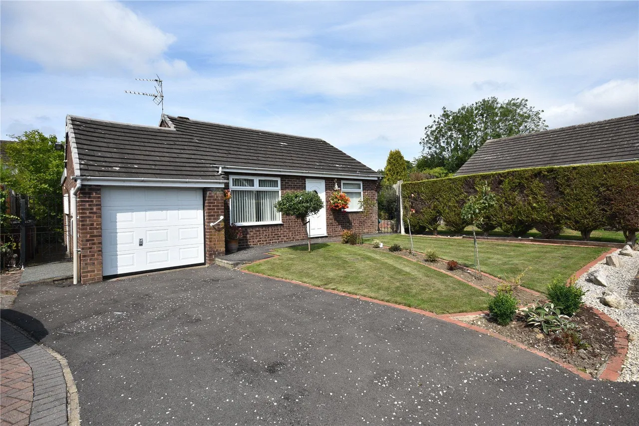 Farnham Croft, Leeds, LS14, photo 8