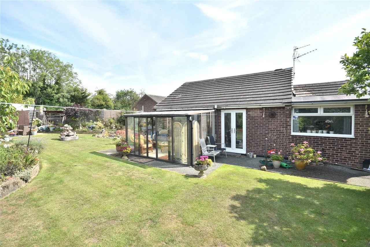 Farnham Croft, Leeds, LS14, photo 13