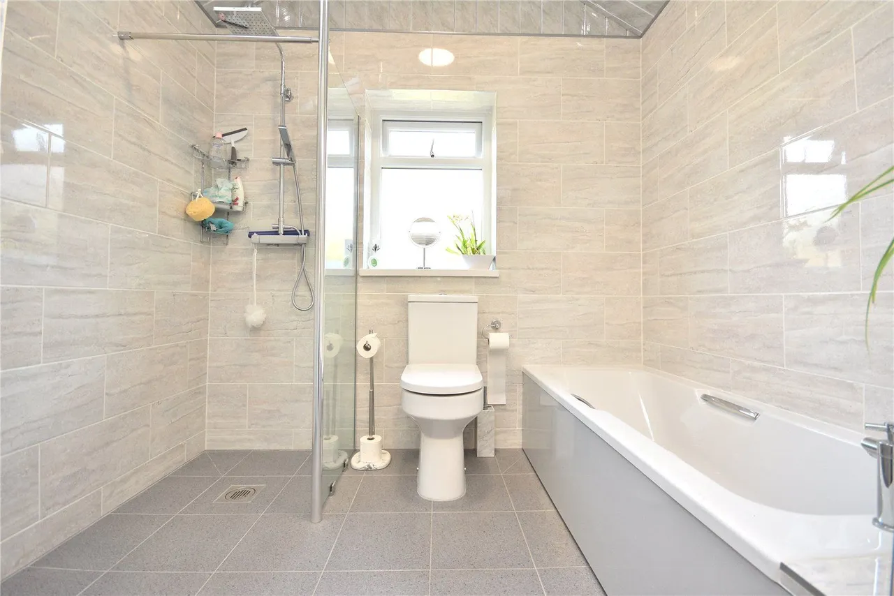 Farnham Croft, Leeds, LS14, photo 10