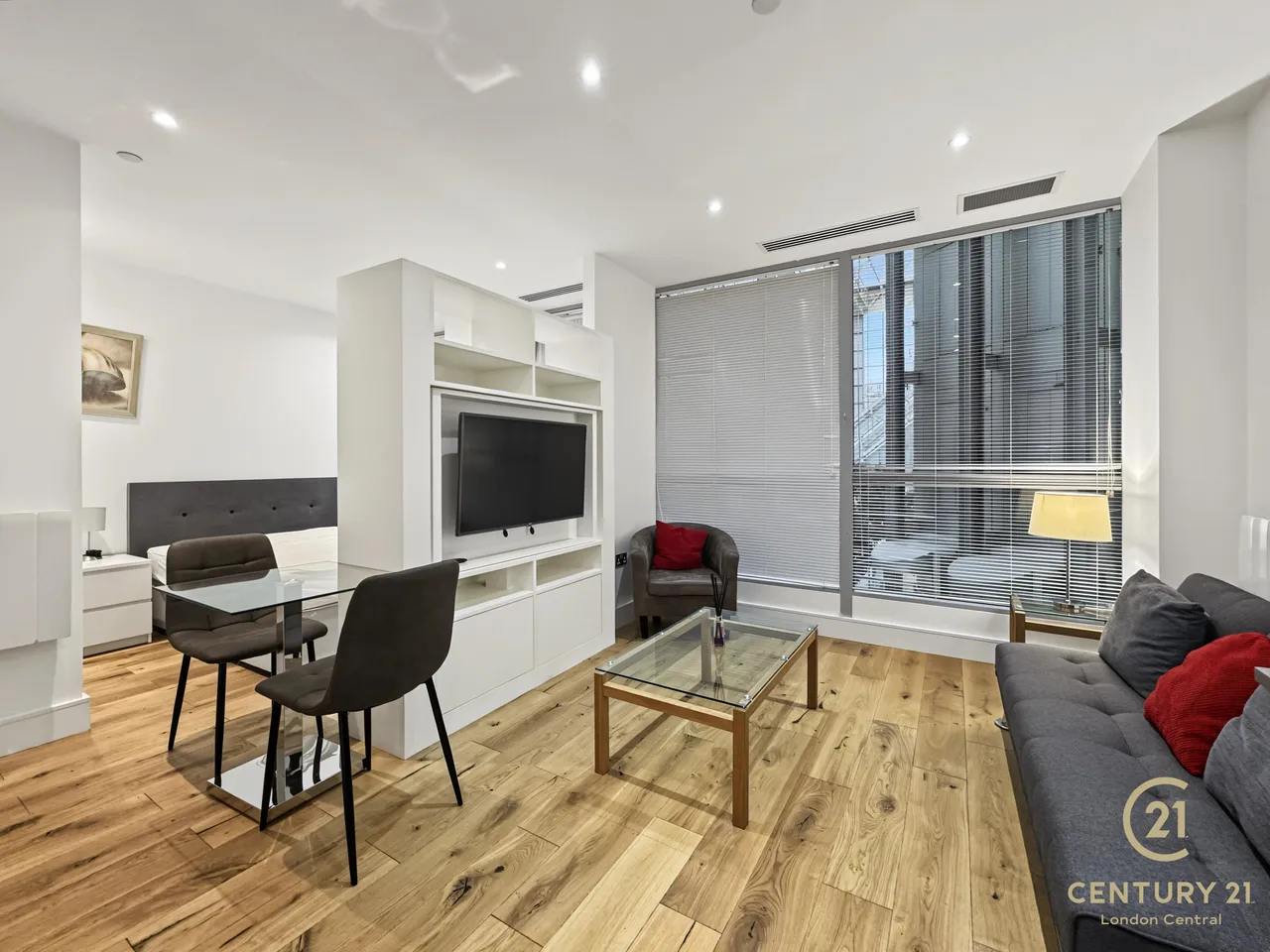 property to rent, Trinity Square, Hounslow, TW3