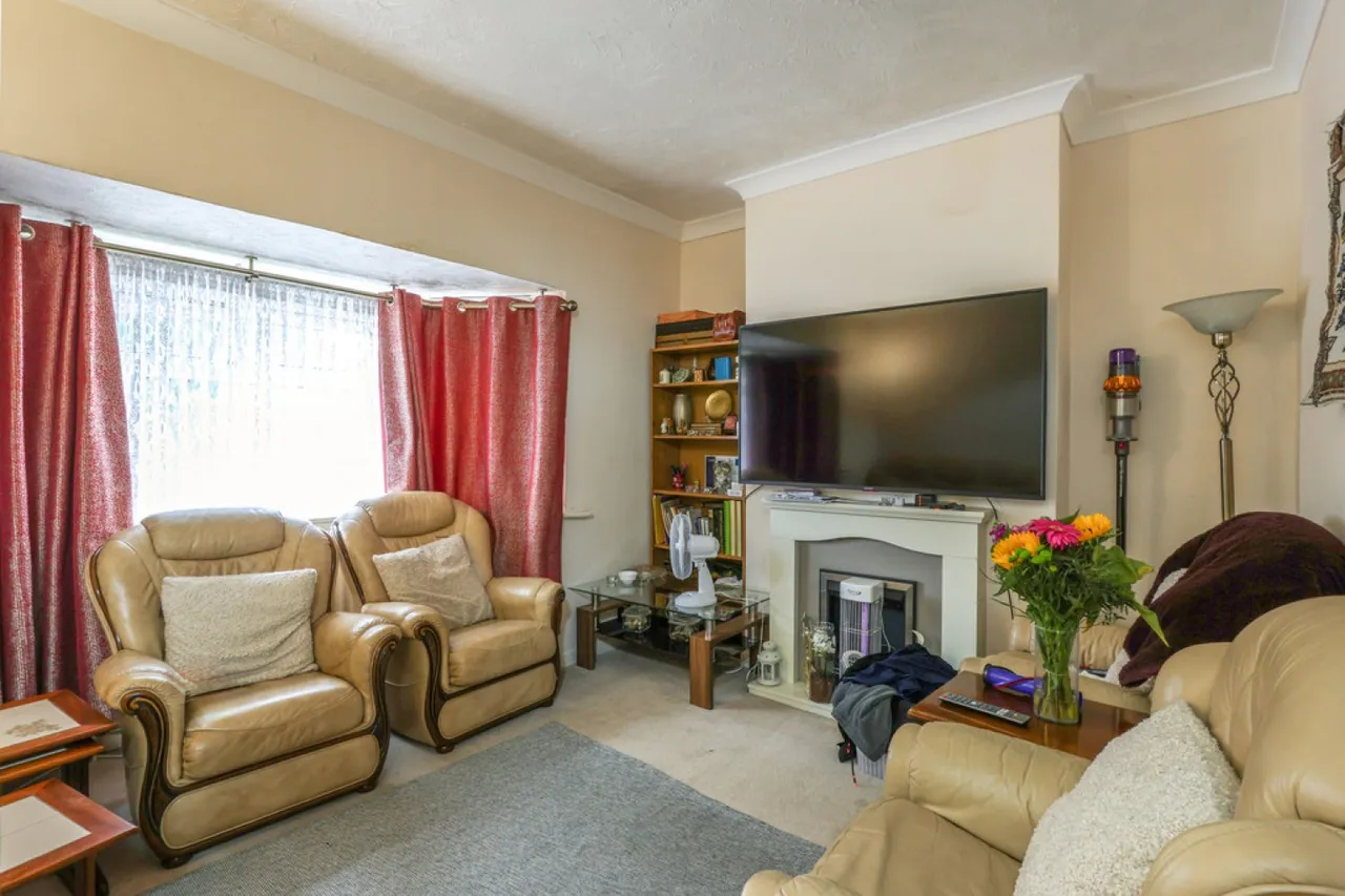 Charminster Road, Bournemouth, photo 3