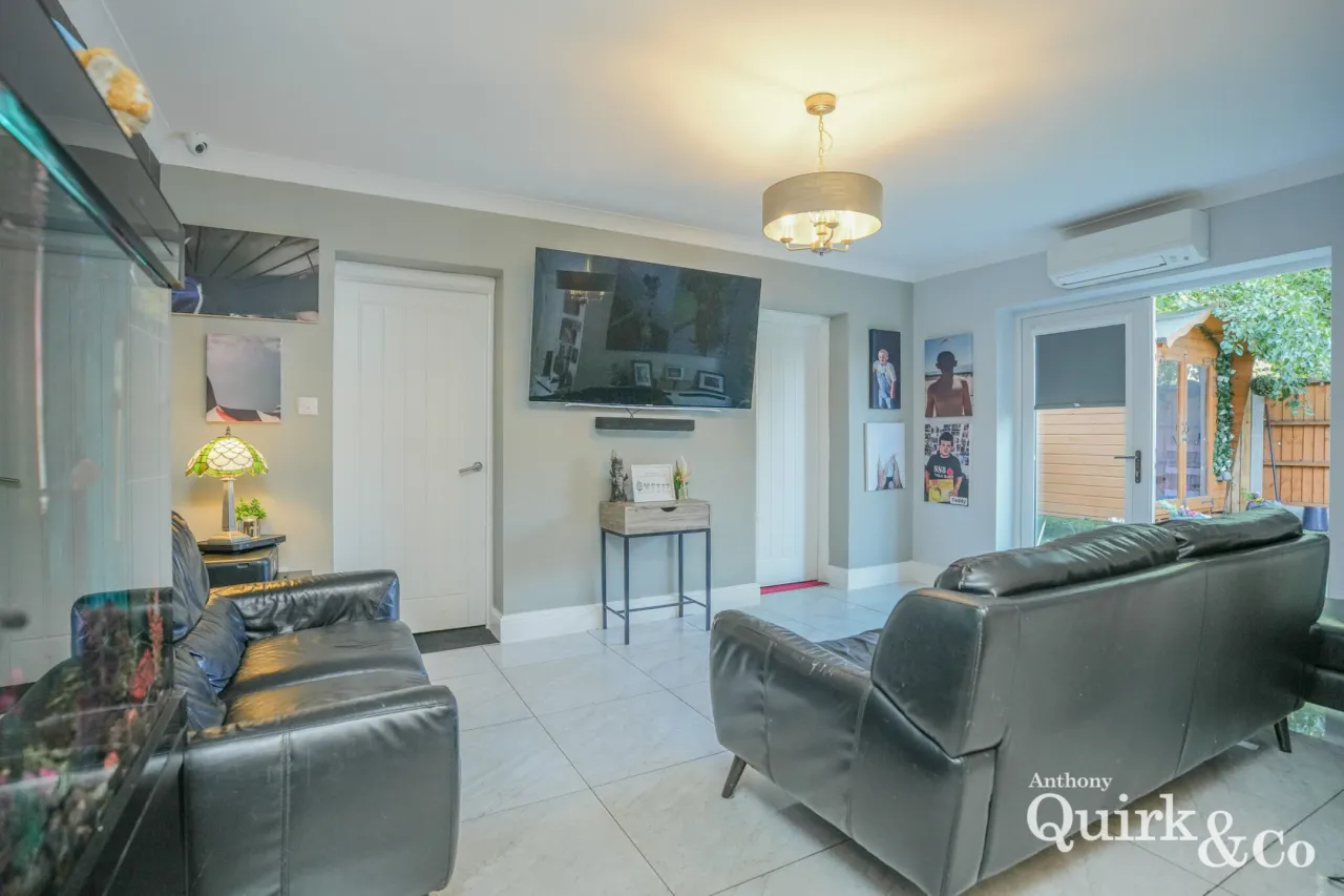 Azalea Mews, Canvey Island, SS8, photo 4
