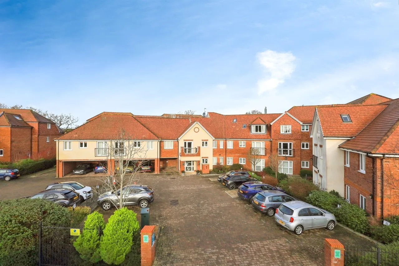 London Road, Hailsham, photo 12