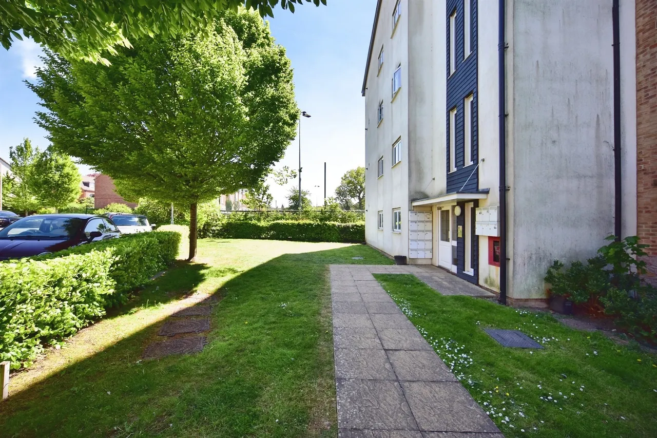 Melrose Close, Maidstone, ME15, photo 12