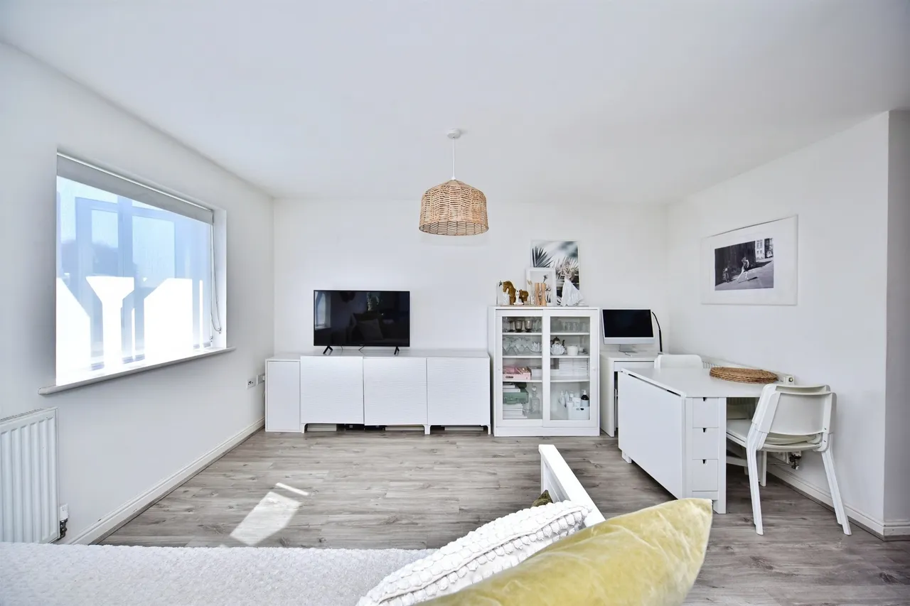 Melrose Close, Maidstone, ME15, photo 4