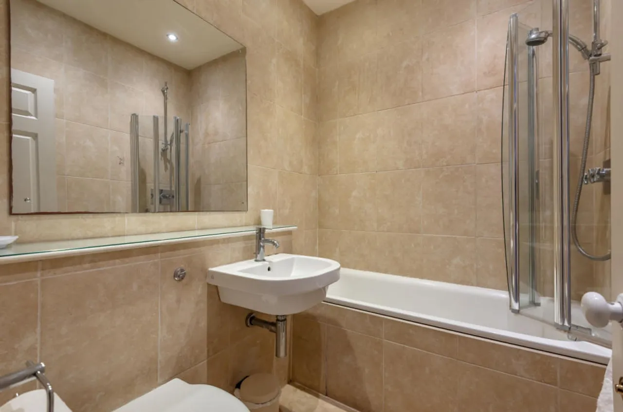 Elegant Grade II Listed Georgian Cott, photo 8