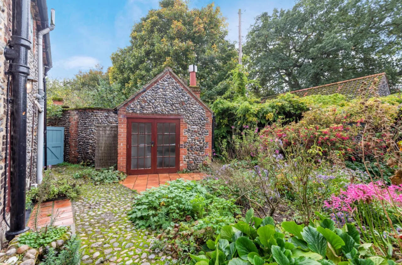 Elegant Grade II Listed Georgian Cott, photo 9