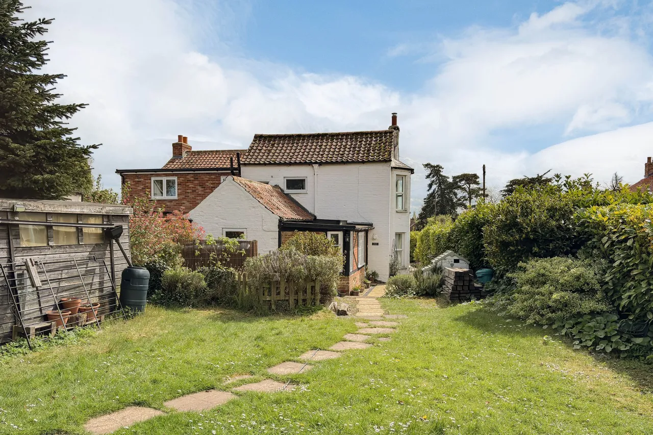 3 bed house for sale, Charming Period Cottage in Great Mass