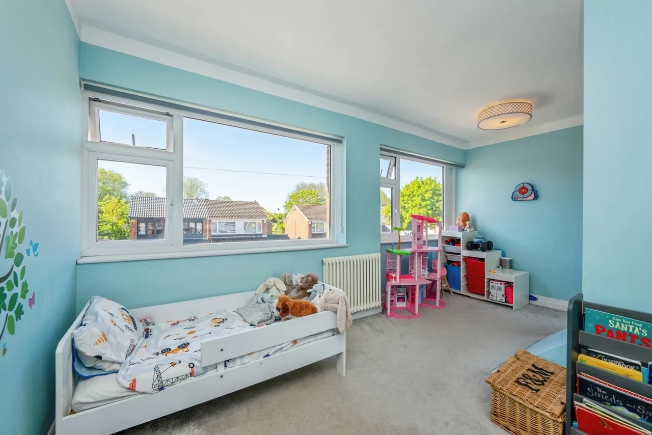 Jowett, Tamworth, Staffordshire, B77, photo 18