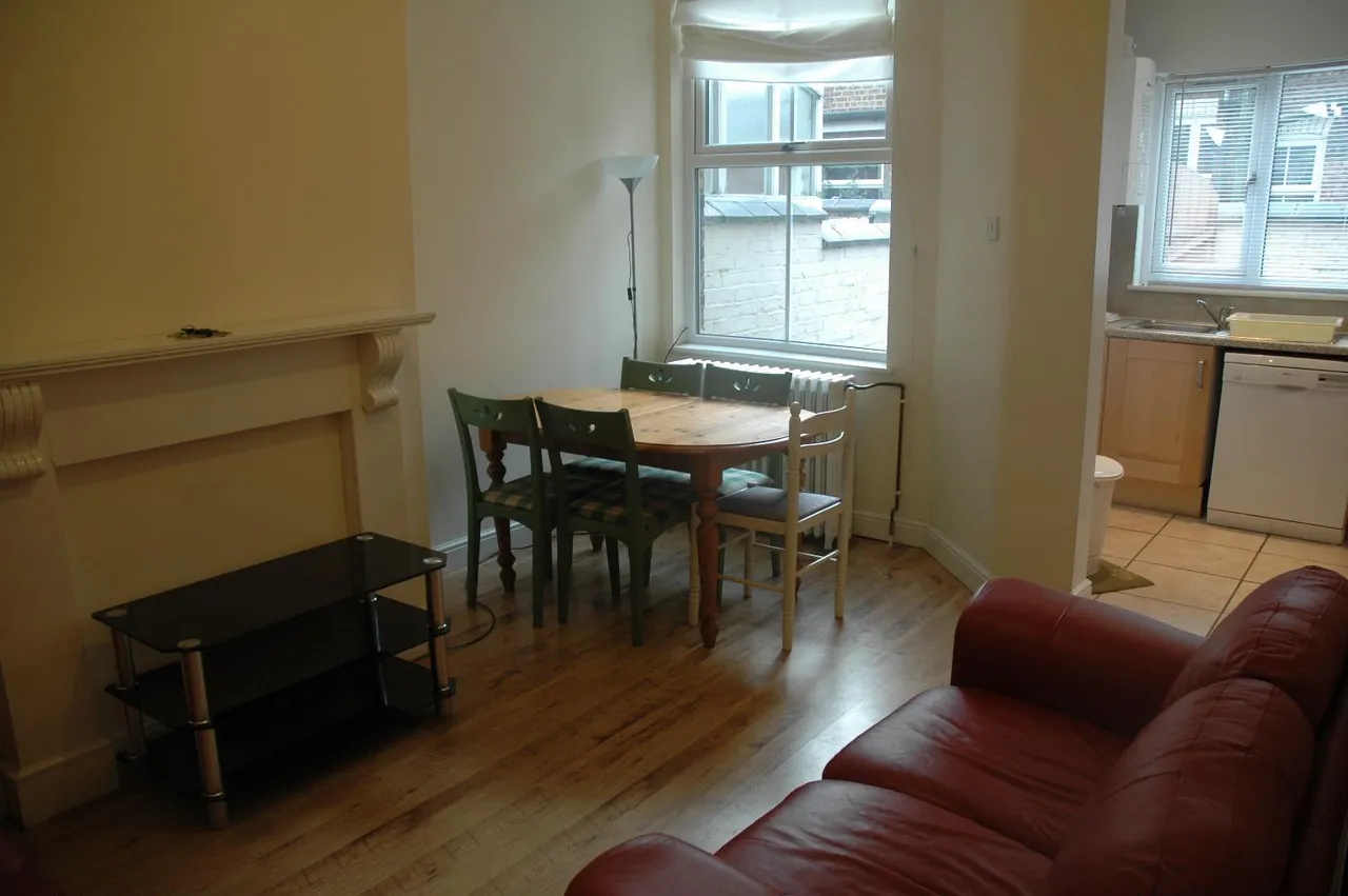 Parkfield Street, Manchester, M14, photo 8